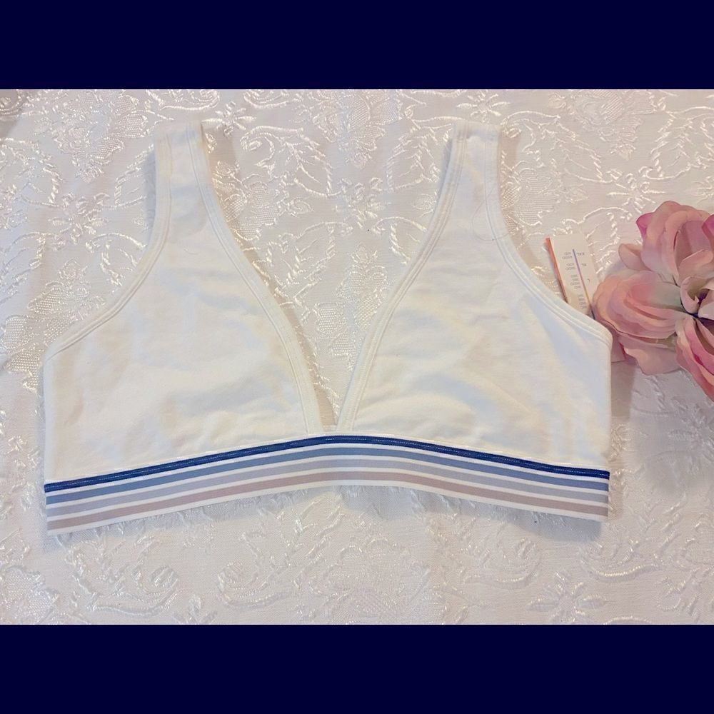 🌹Colsie Women’s super cute Bralette 1 Piece Size : M 🛍
